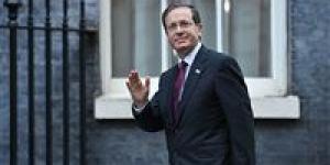 إجلاء الرئيس الإسرائيلي من ملعب نهائي كأس إسرائيل بسبب صاروخ يمني