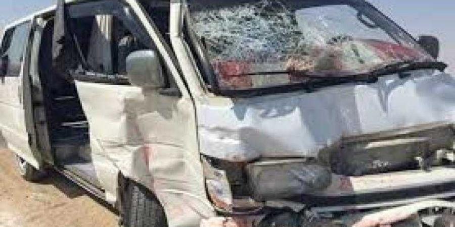 إصابة 10 أشخاص في انقلاب ميكروباص بطريق الزعفرانة رأس غارب أول أيام العيد